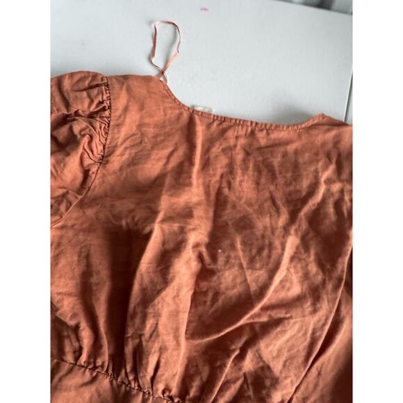 4 for $10 Levi’s Luisa Short Sleeve Crop Linen Cotton Blend Blouse Size Medium - Picture 9 of 9